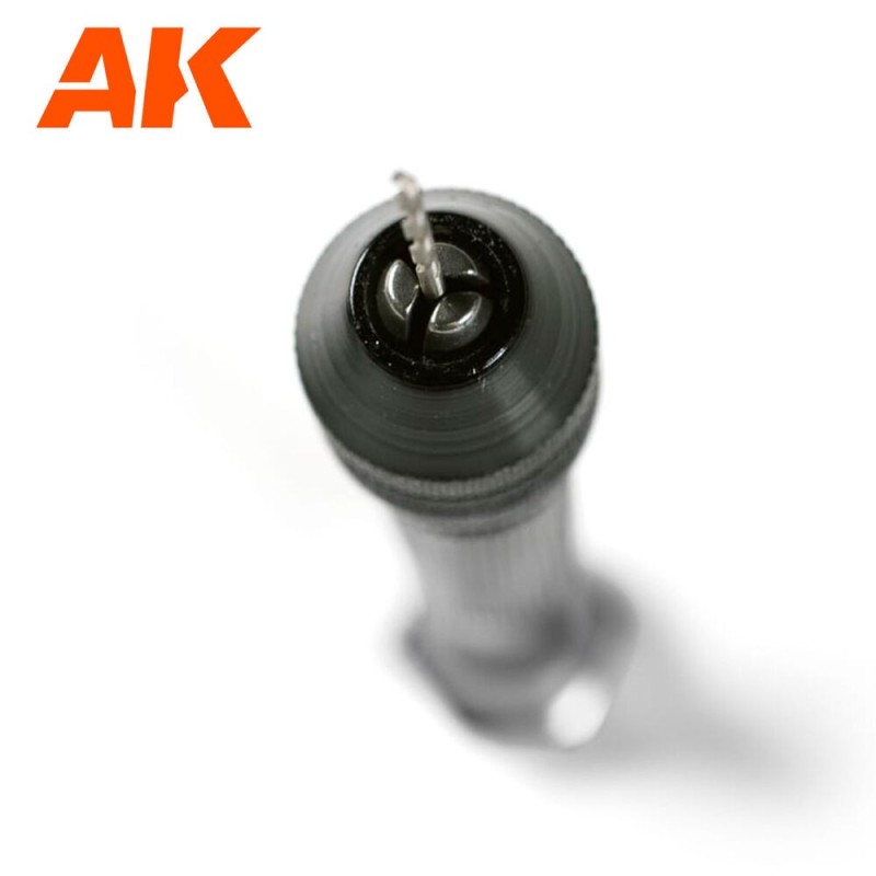  AK - Outil : Hand Drill